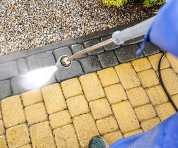 Achieve a Spotless Home with Bundaberg Pressure Cleaning